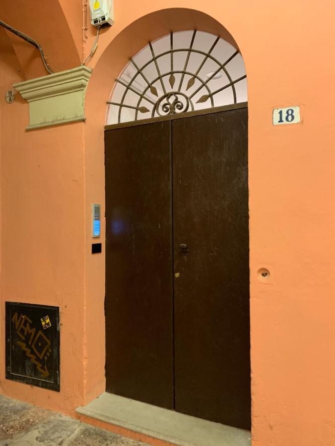 L'8Boutique Via Piella Apartment Bologna Luaran gambar